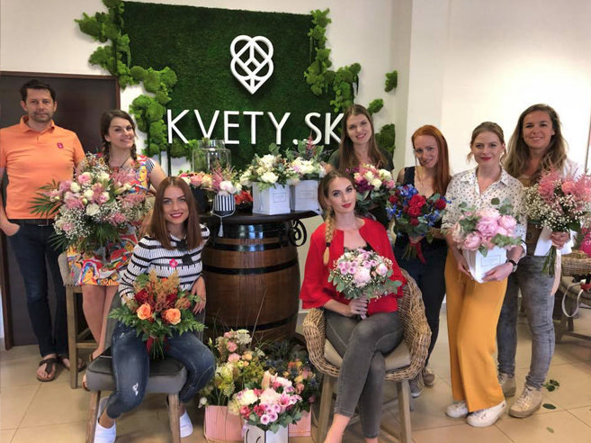 Kvetinový workshop s blogerkami v kvety.live