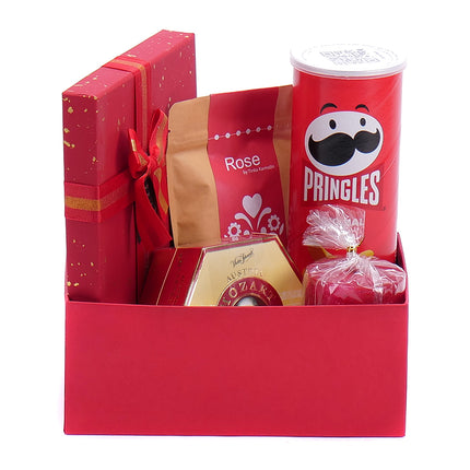 03000139_darcekovy-box-pringles