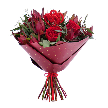 03000658_sweet-cervene-ruze-leucadendron