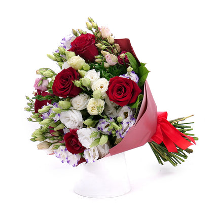 03001538_sweet-cervene-ruze-a-farebne-lisiantusy